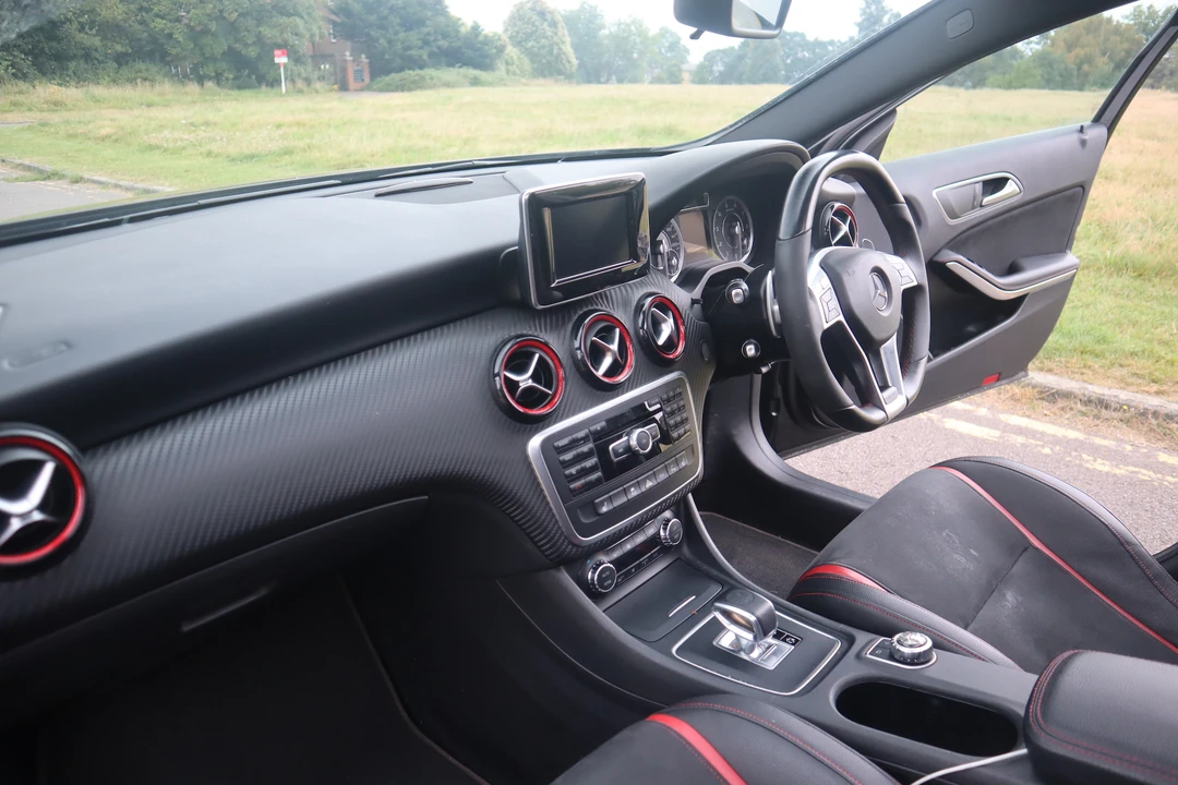 2014 Mercedes-Benz W177 A-Class - Image 27 of 31