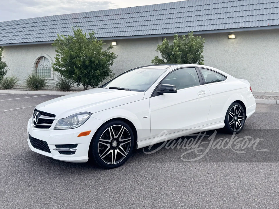 2014 Mercedes-Benz W204 C-Class - Image 14 of 15