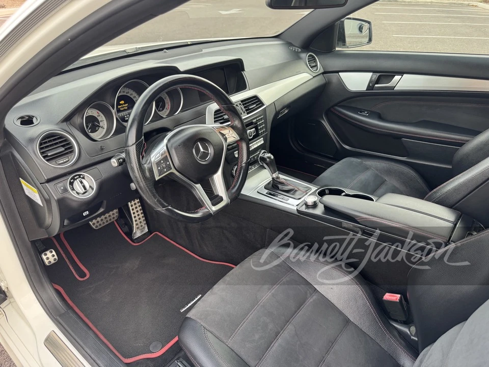 2014 Mercedes-Benz W204 C-Class - Image 8 of 15