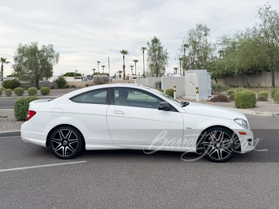 2014 Mercedes-Benz W204 C-Class - Image 2 of 15