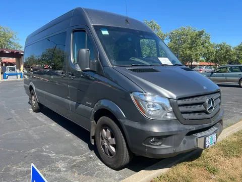 2014 Mercedes-Benz Sprinter 2500 Passenger Van