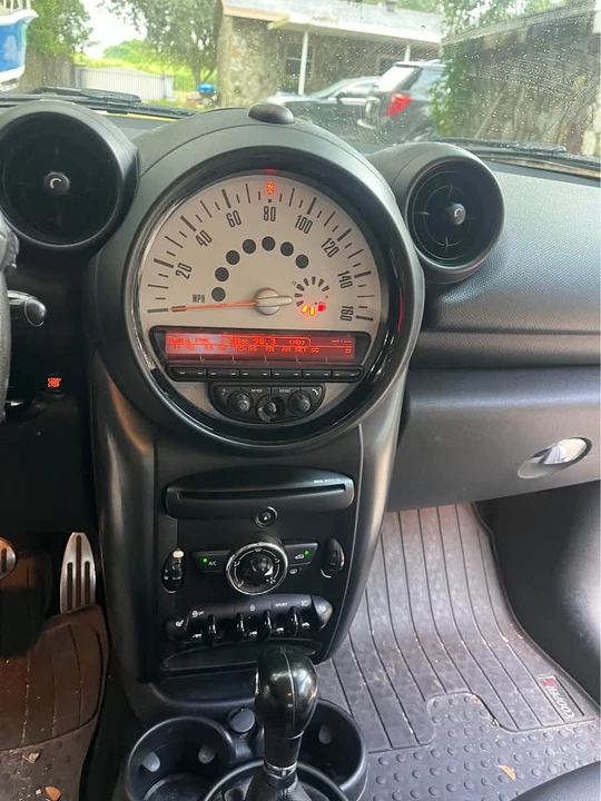 2014 Mini Clubman 1st Gen - Image 11 of 12