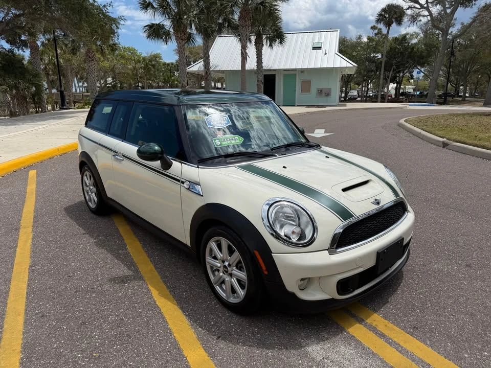 2014 Mini Clubman 1st Gen - Image 4 of 17
