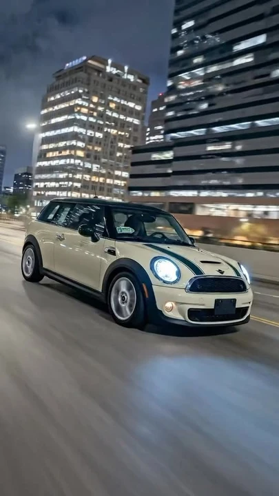 2014 Mini Clubman 1st Gen - Image 17 of 17