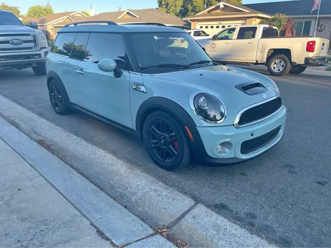 2014 MINI Clubman Cooper S Hatchback 3D