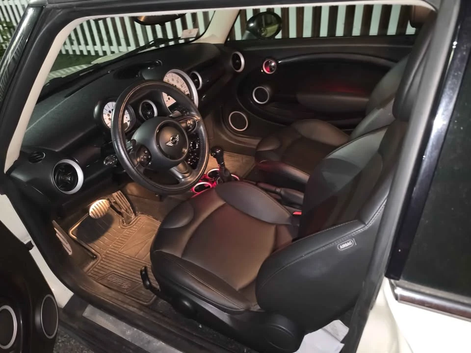 2014 Mini Clubman 1st Gen - Image 7 of 13