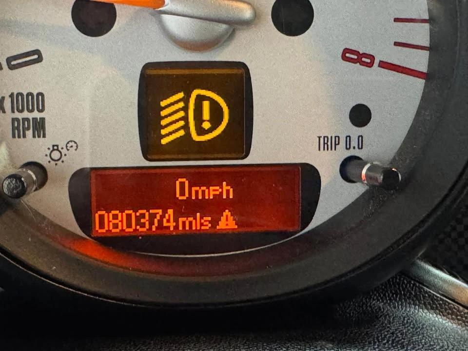 2014 Mini Mini 2nd Gen - Image 8 of 9