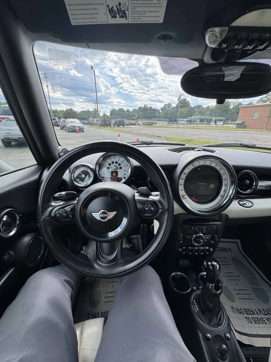 2014 Mini Mini 2nd Gen - Image 2 of 14