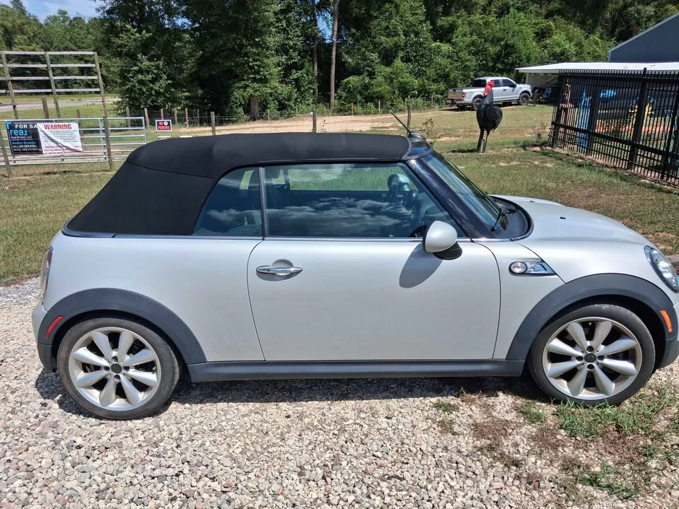2014 Mini Mini 2nd Gen - Image 2 of 4
