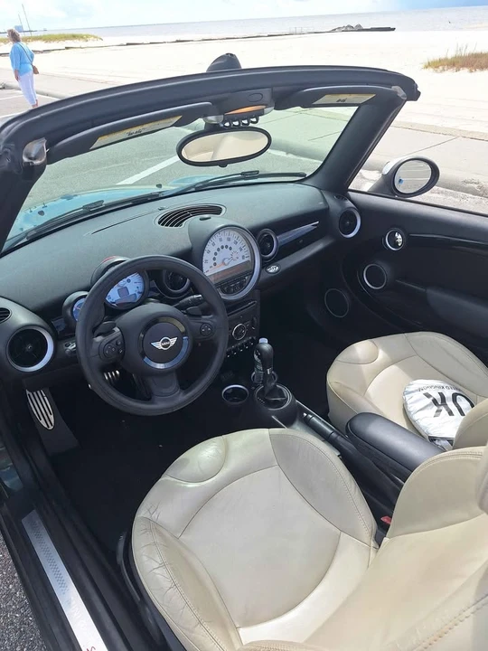 2014 Mini Mini 2nd Gen - Image 7 of 8