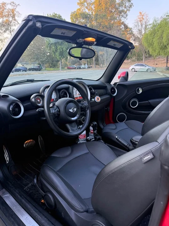 2014 Mini Mini 2nd Gen - Image 4 of 9
