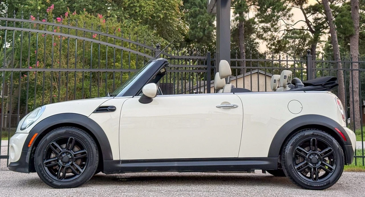 2014 Mini Mini 2nd Gen - Image 3 of 12