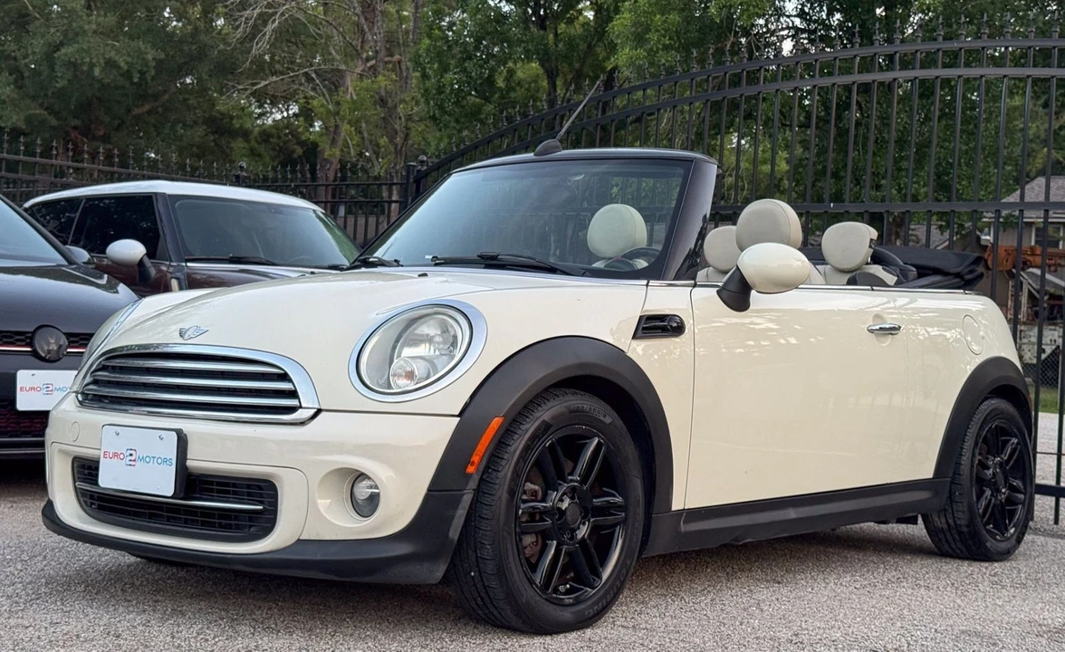 2014 Mini Mini 2nd Gen - Image 4 of 12