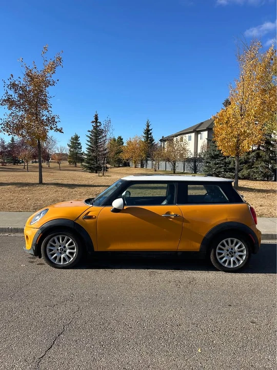 2014 Mini Mini 2nd Gen - Image 2 of 8