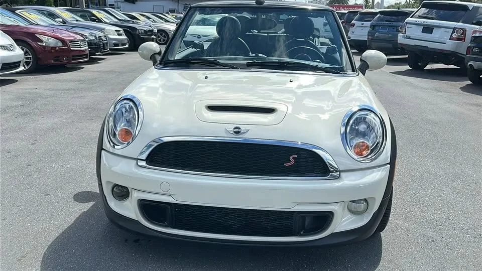 2014 Mini Mini 2nd Gen - Image 3 of 19