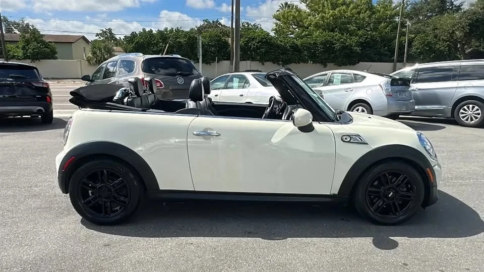 2014 Mini Mini 2nd Gen - Image 6 of 19