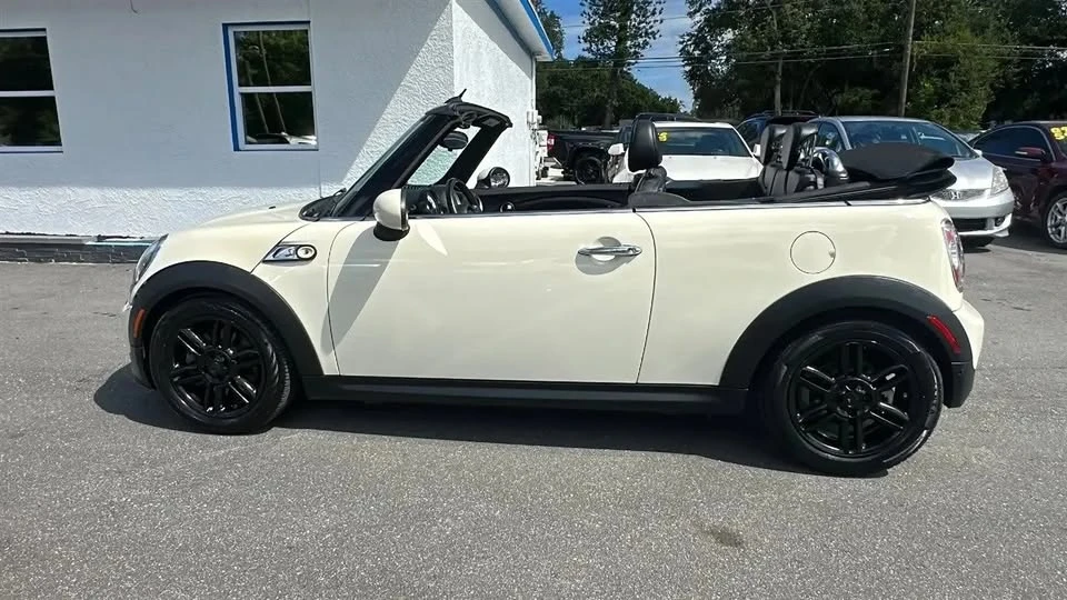 2014 Mini Mini 2nd Gen - Image 10 of 19