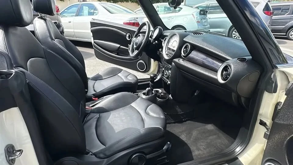 2014 Mini Mini 2nd Gen - Image 14 of 19
