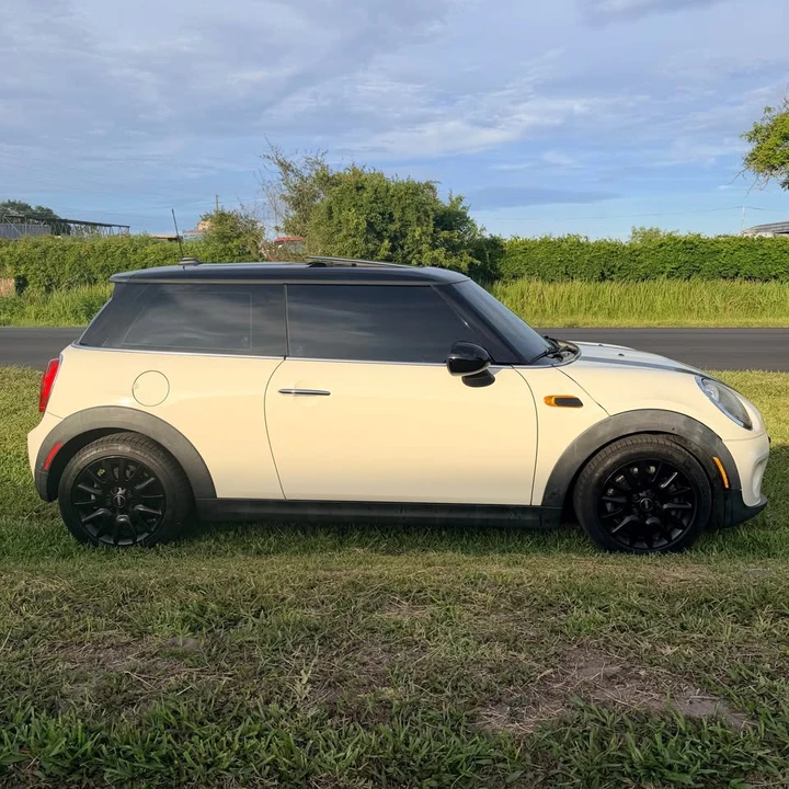 2014 Mini Modern Mini - Image 4 of 13