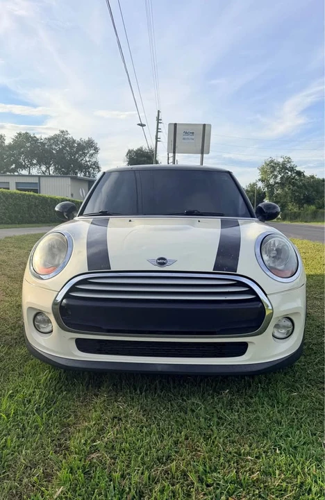 2014 Mini Modern Mini - Image 2 of 13