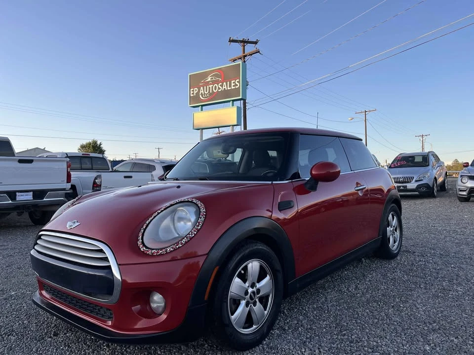 2014 Mini Mini 2nd Gen - Image 2 of 6