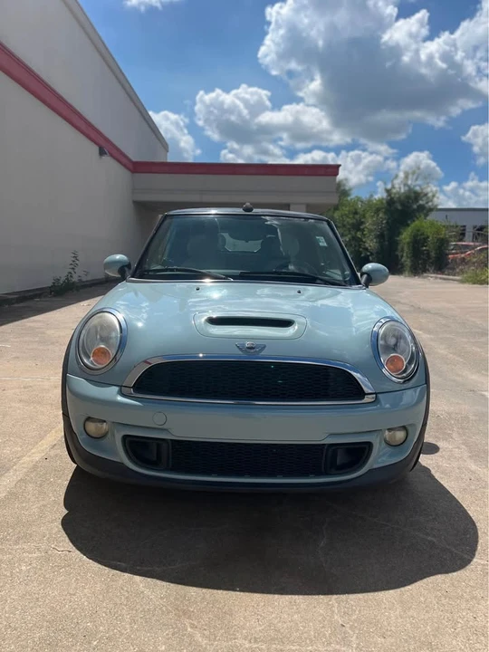 2014 Mini Mini 2nd Gen - Image 2 of 9