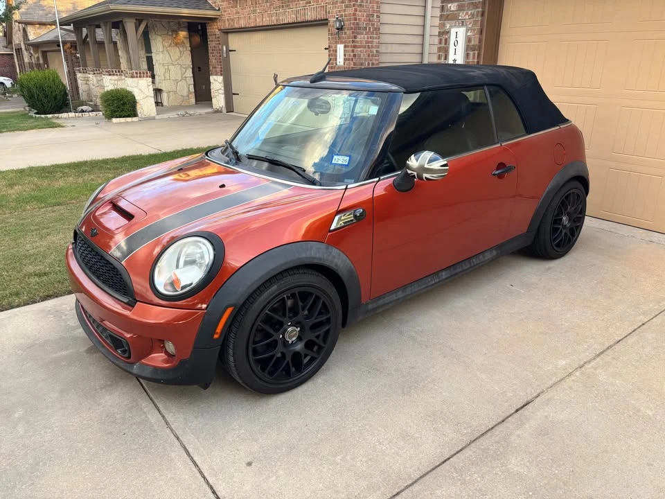 2014 Mini Mini 2nd Gen - Image 2 of 10