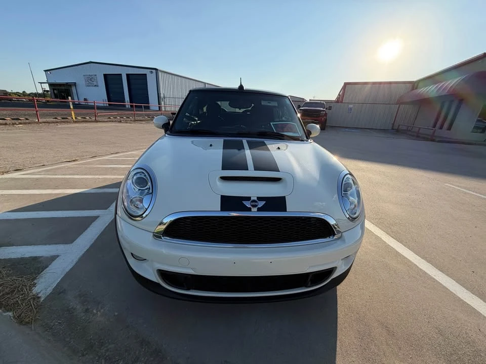 2014 Mini Mini 2nd Gen - Image 2 of 7