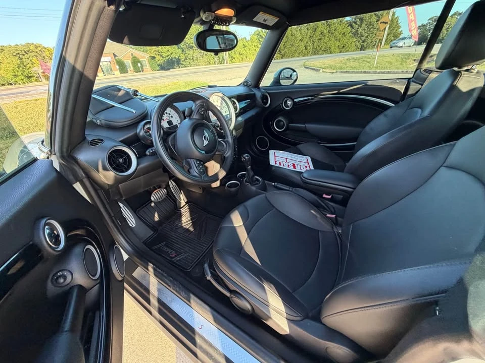2014 Mini Mini 2nd Gen - Image 6 of 7
