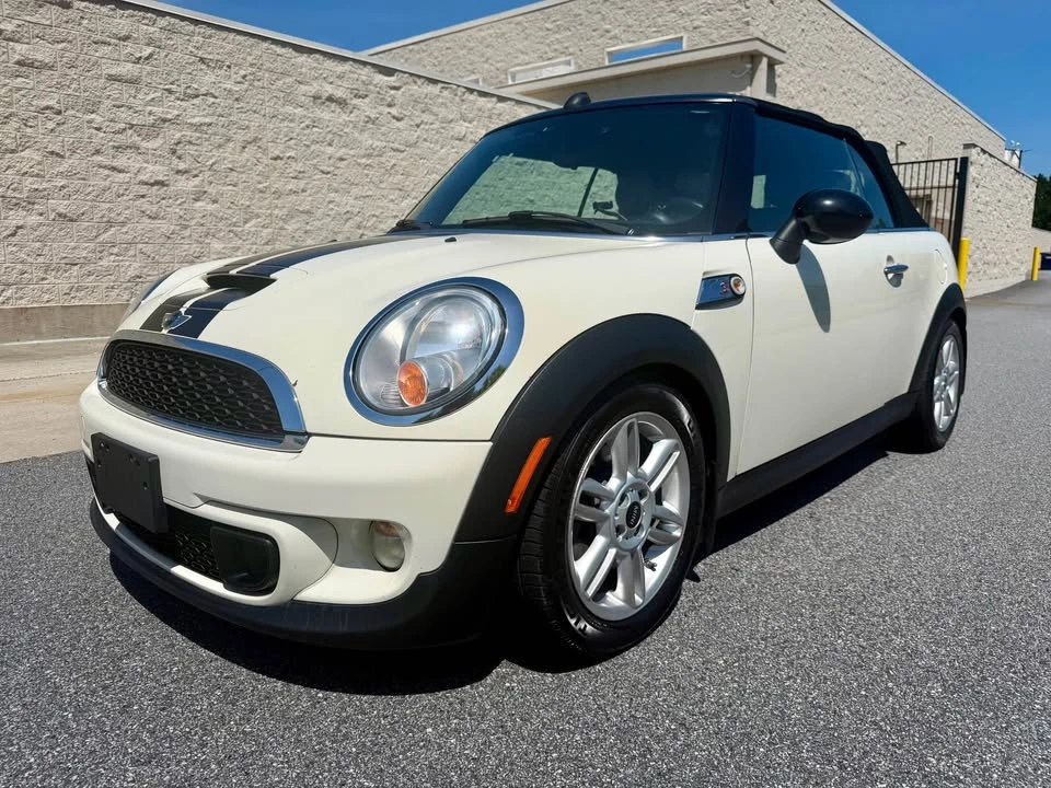 2014 Mini Mini 2nd Gen - Image 2 of 18