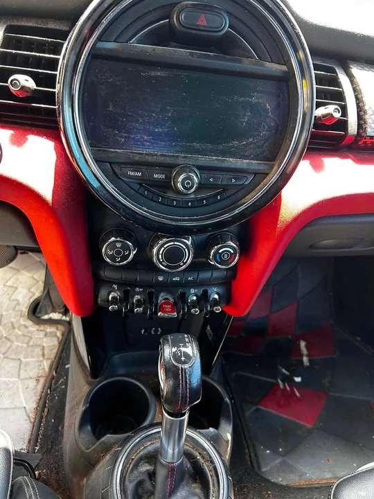2014 Mini Mini 3rd Gen - Image 4 of 10