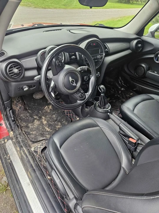 2014 Mini Mini 2nd Gen - Image 4 of 4