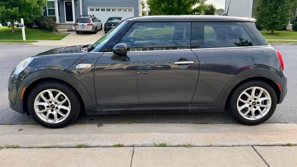 2014 Mini Mini 2nd Gen - Image 2 of 18