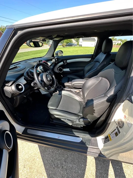 2014 Mini Mini 2nd Gen - Image 9 of 11