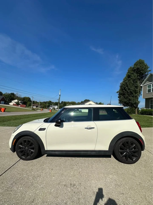 2014 Mini Mini 2nd Gen - Image 3 of 11