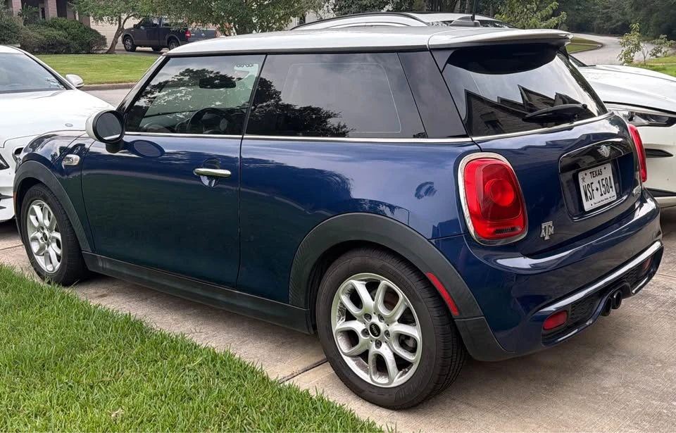 2014 Mini Mini 2nd Gen - Image 2 of 2