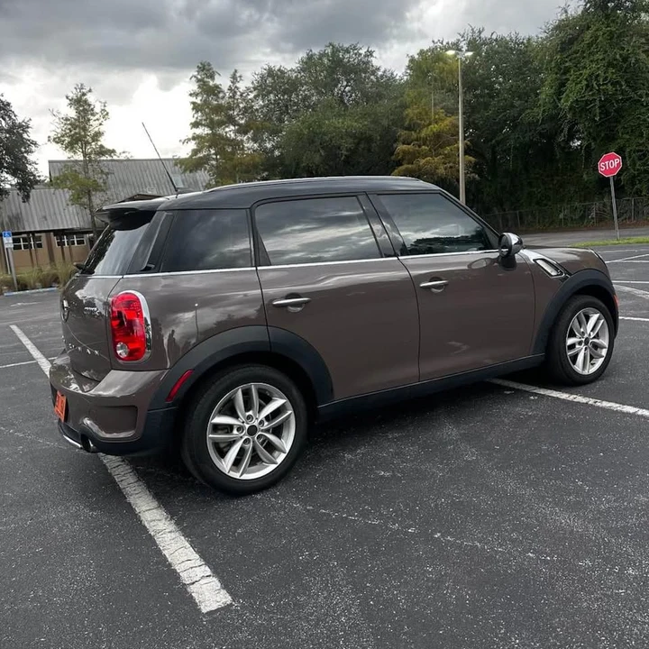2014 Mini Mini 3rd Gen - Image 2 of 13