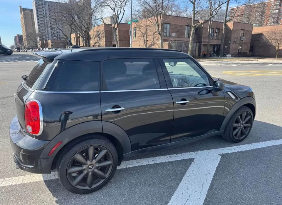 2014 Mini Mini 3rd Gen - Image 3 of 9