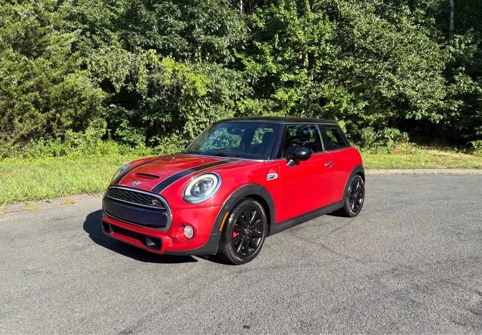 2014 Mini Mini 3rd Gen - Image 2 of 16