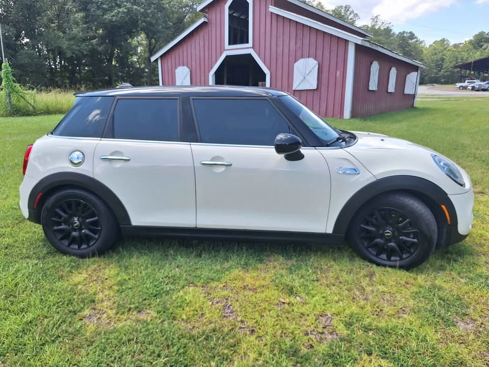 2014 Mini Mini 3rd Gen - Image 2 of 16