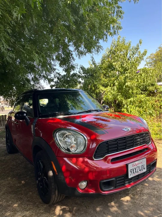 2014 Mini Mini 3rd Gen - Image 2 of 9