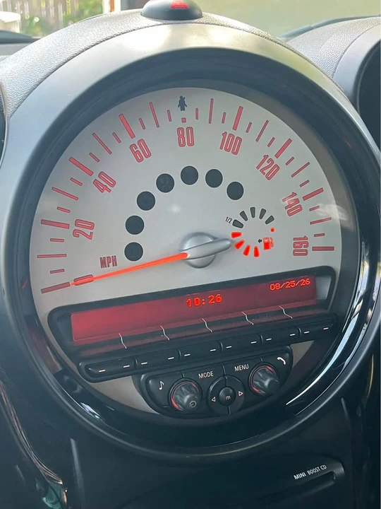 2014 Mini Mini 3rd Gen - Image 6 of 9