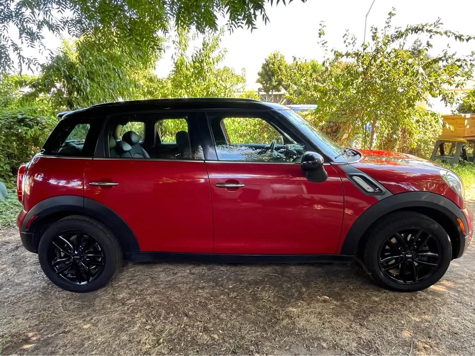 2014 Mini Mini 3rd Gen - Image 3 of 9