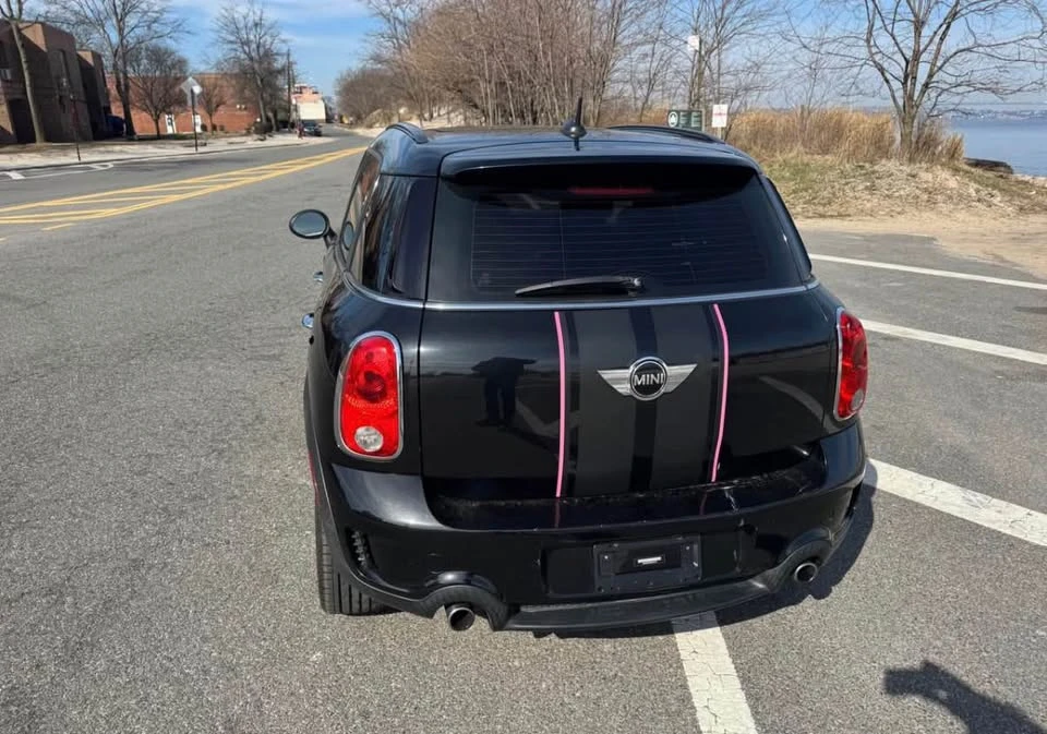 2014 Mini Mini 3rd Gen - Image 2 of 9