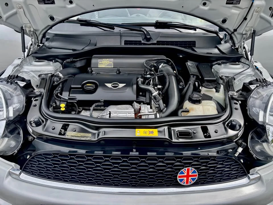 2014 Mini Coupe & Roadster - Image 12 of 15