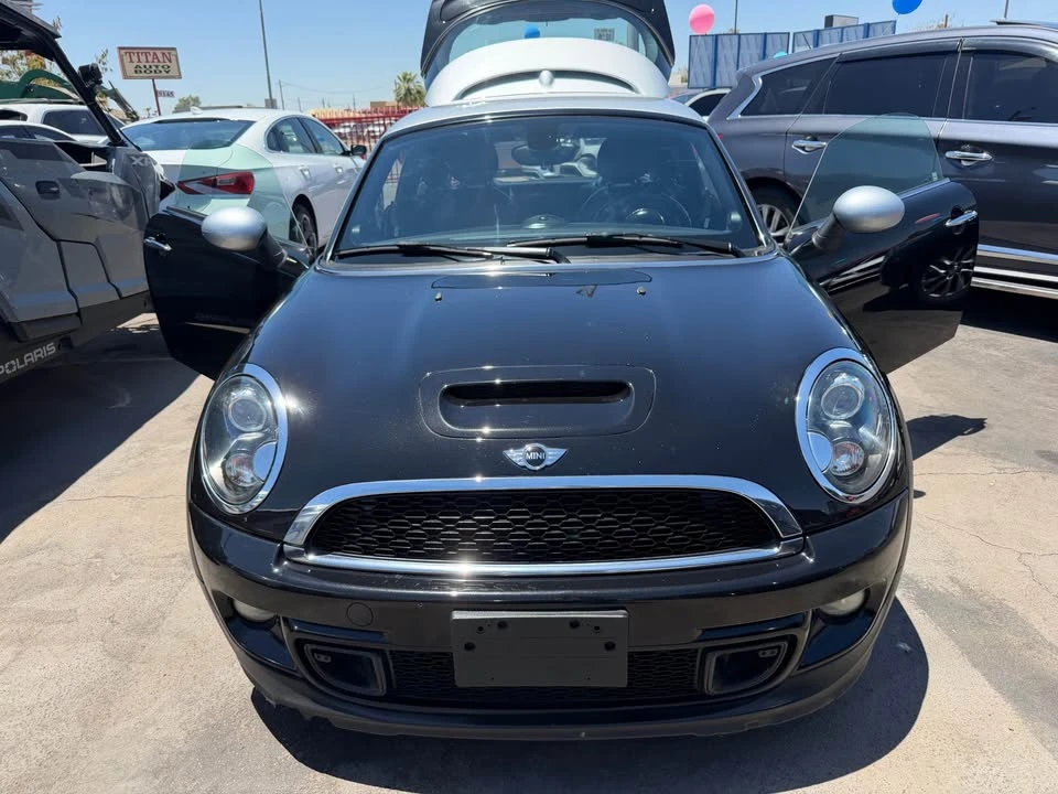2014 Mini Coupe & Roadster - Image 2 of 5
