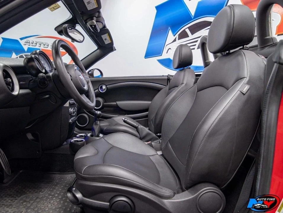 2014 Mini Coupe & Roadster - Image 15 of 21