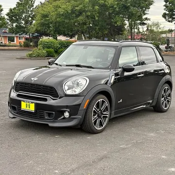 2014 MINI Countryman Classic Cooper Hatchback 4D