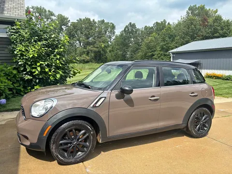 2014 MINI Countryman Classic Cooper S Hatchback 4D