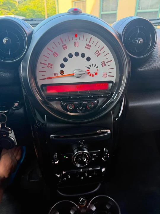 2014 Mini Countryman 1st Gen - Image 15 of 16